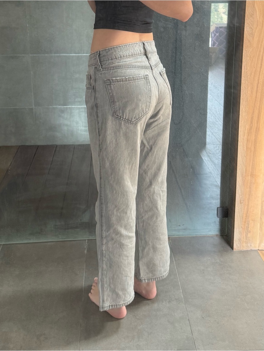 Hollister Light Grey Wide-Leg Jeans - Picture 2 of 6